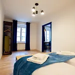 Aparthotel Neue Gasse 4*